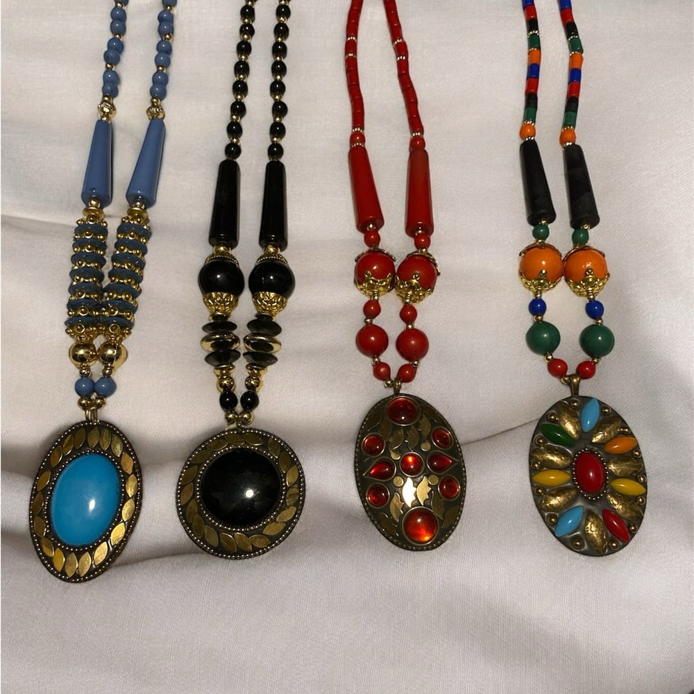 Blue and Black Beaded Pendant Necklaces